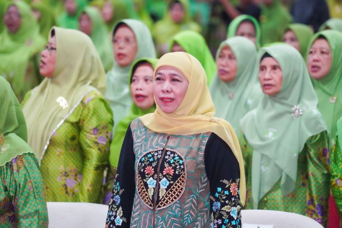 Khofifah ajak para ibu tanamkan persatuan dan persaudaraan di tengah keberagaman