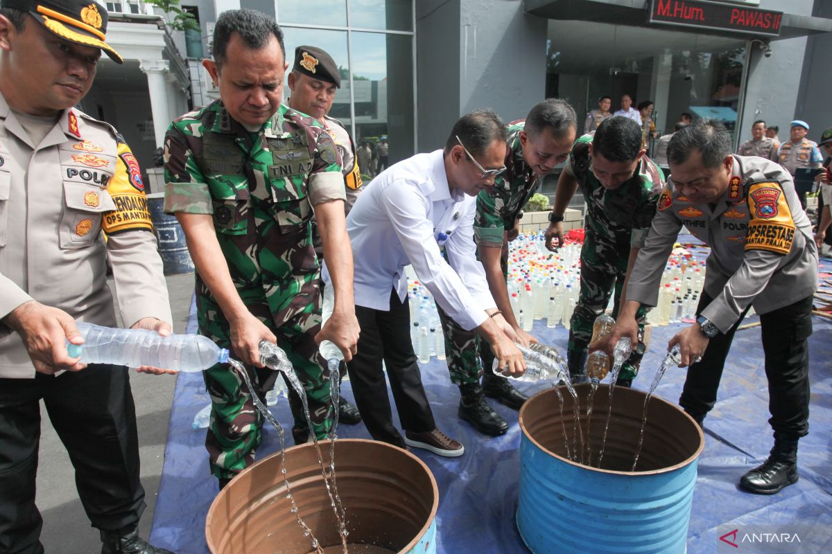 Kapolrestabes: Kriminalitas di Surabaya turun lima persen selama tahun 2024