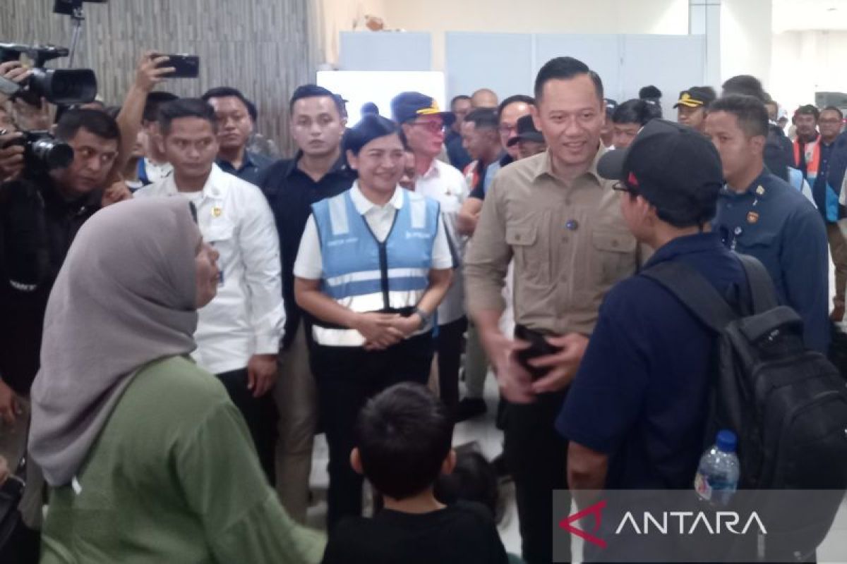 Menteri AHY sebut pertemuan ketum partai di rumah Prabowo juga bahas PPN