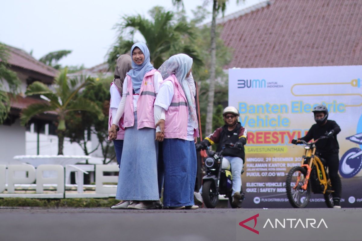 PLN UID Banten gelar Electric Vehicle Freestyle