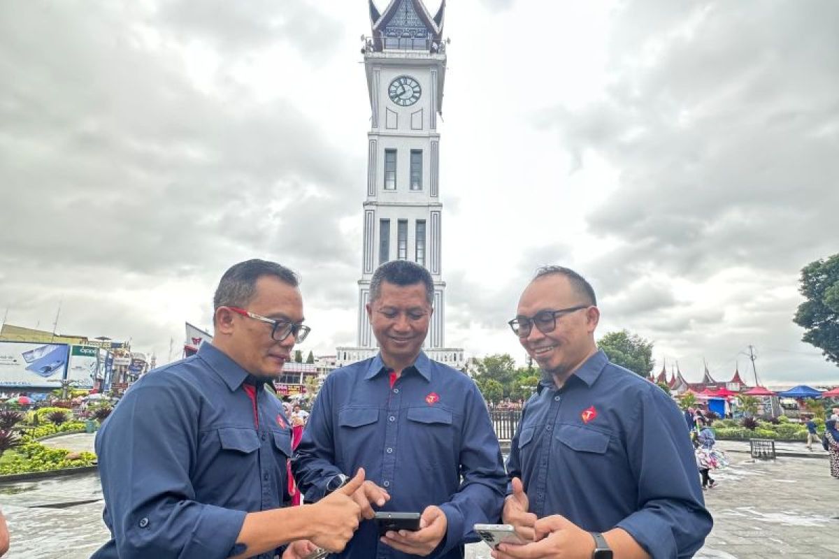 Telkomsel antisipasi lonjakan data di Jam Gadang Bukittinggi saat tahun baru