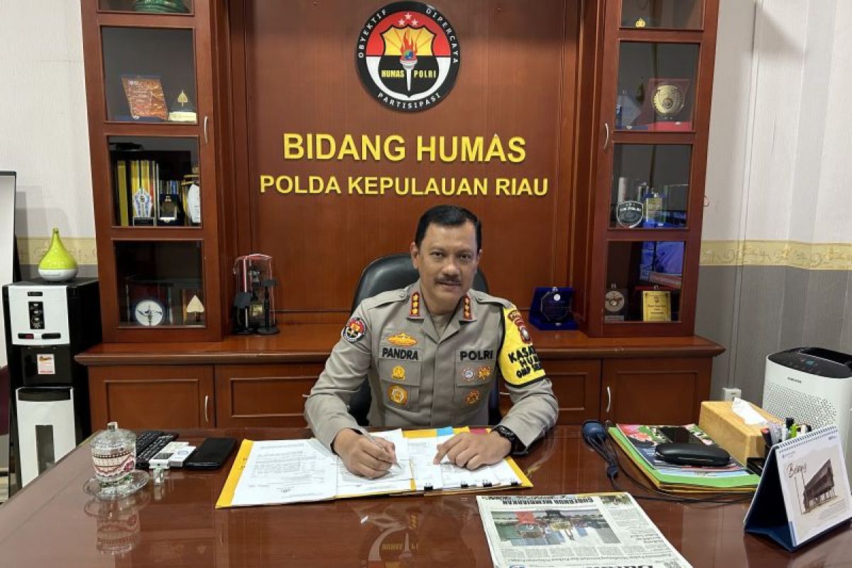 Polda Kepri memutasi sejumlah pejabat utama dan kapolres