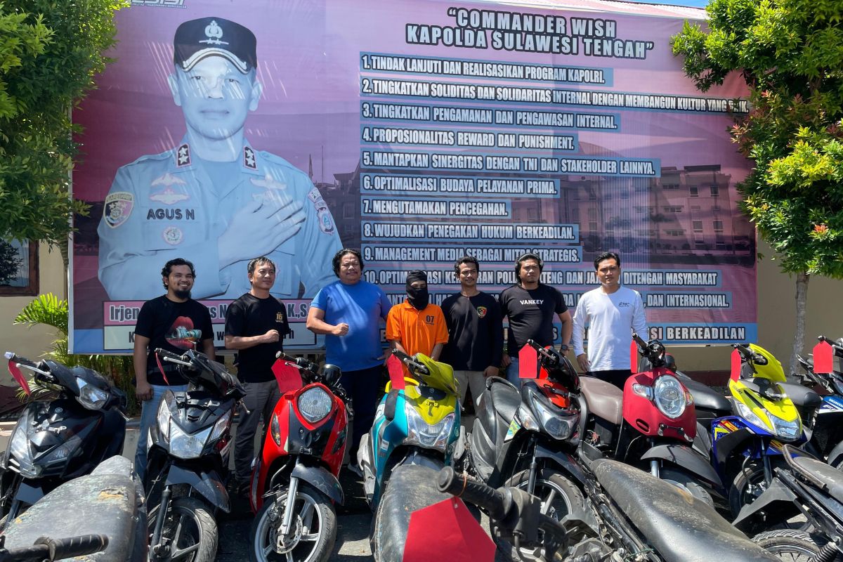 Warga dimbau kunci ganda sepeda motor antisipasi pencurian