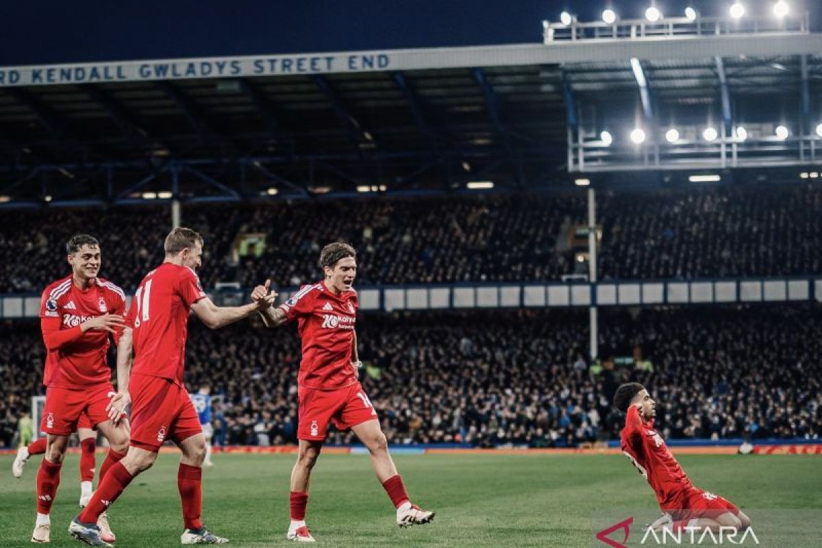 Manchester City terpeleset di markas Nottingham Forest, selisih poin di klasemen makin lebar