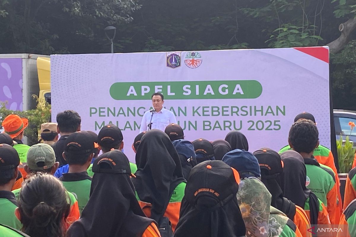 Jakarta bebas sampah Tahun Baru 2025 pada jam 05 WIB