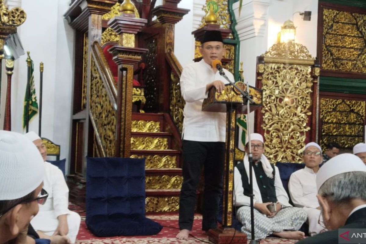 Masjid Agung Palembang gelar zikir bertepatan malam tahun baru