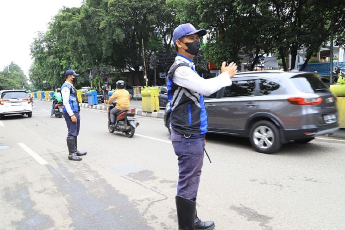 Dishub awasi operasional angkutan barang selama perayaan tahun baru