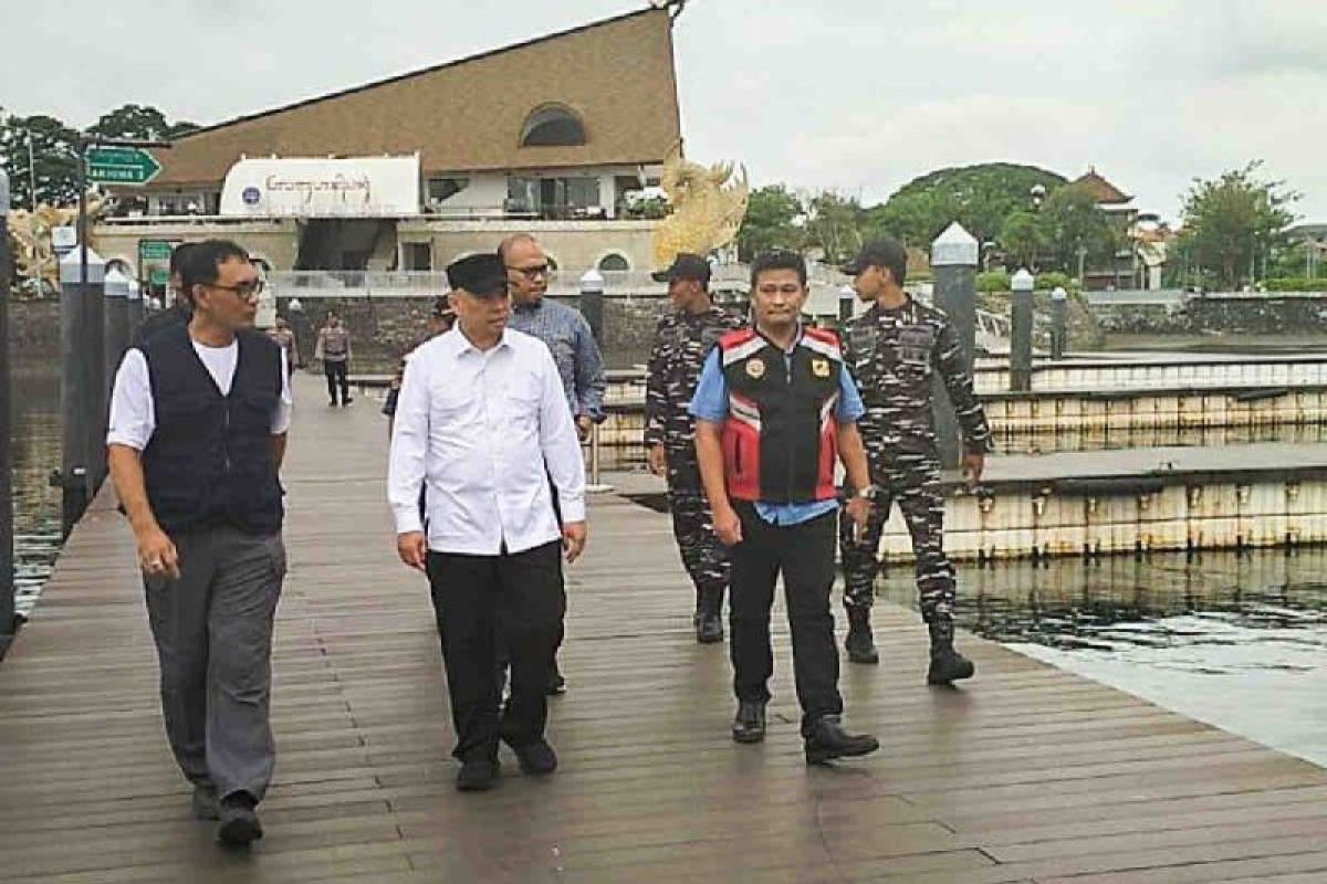 Menhub tinjau kelancaran penyeberangan wisatawan di Pelabuhan Sanur