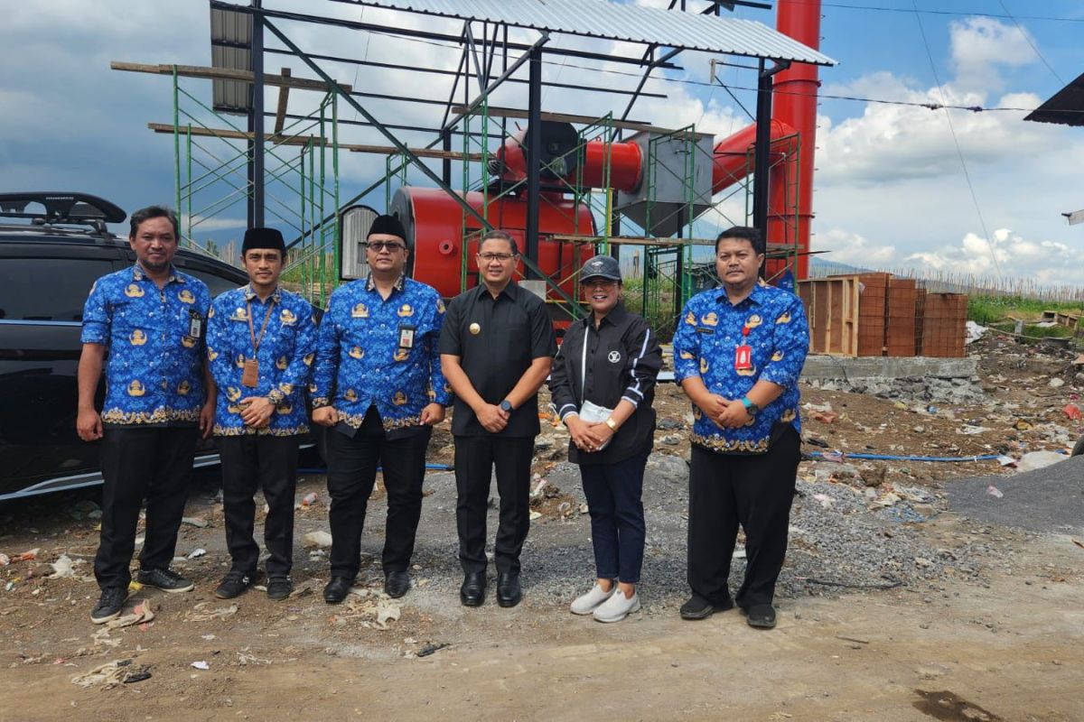 Pemkot Batu ajak masyarakat pilah sampah maksimalkan sarana incinerator