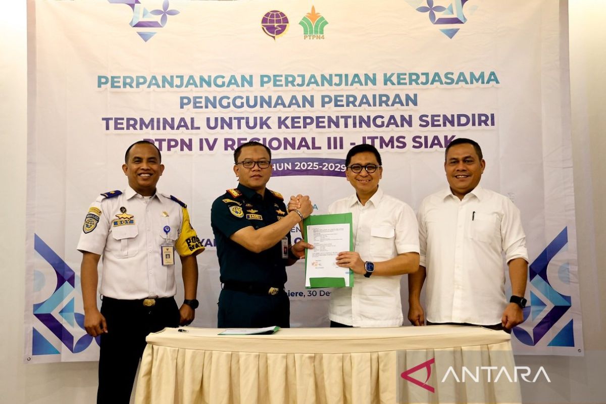 PTPN IV Regional III dan KSOP Kelas II Pekanbaru kerjasama penggunaan perairan untuk TUKS ITMS Siak