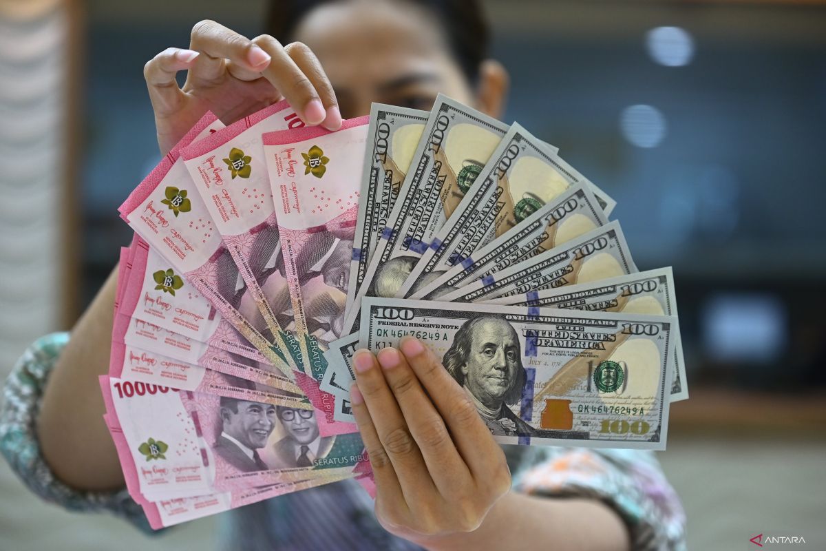 Rupiah pada Senin pagi menguat jadi Rp16.185 per dolar AS