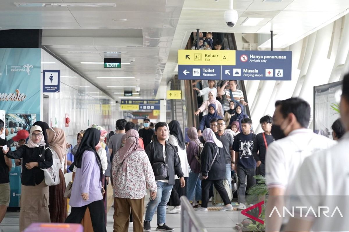 Pengguna LRT naik 132 persen tahun baru karena integrasi transportasi