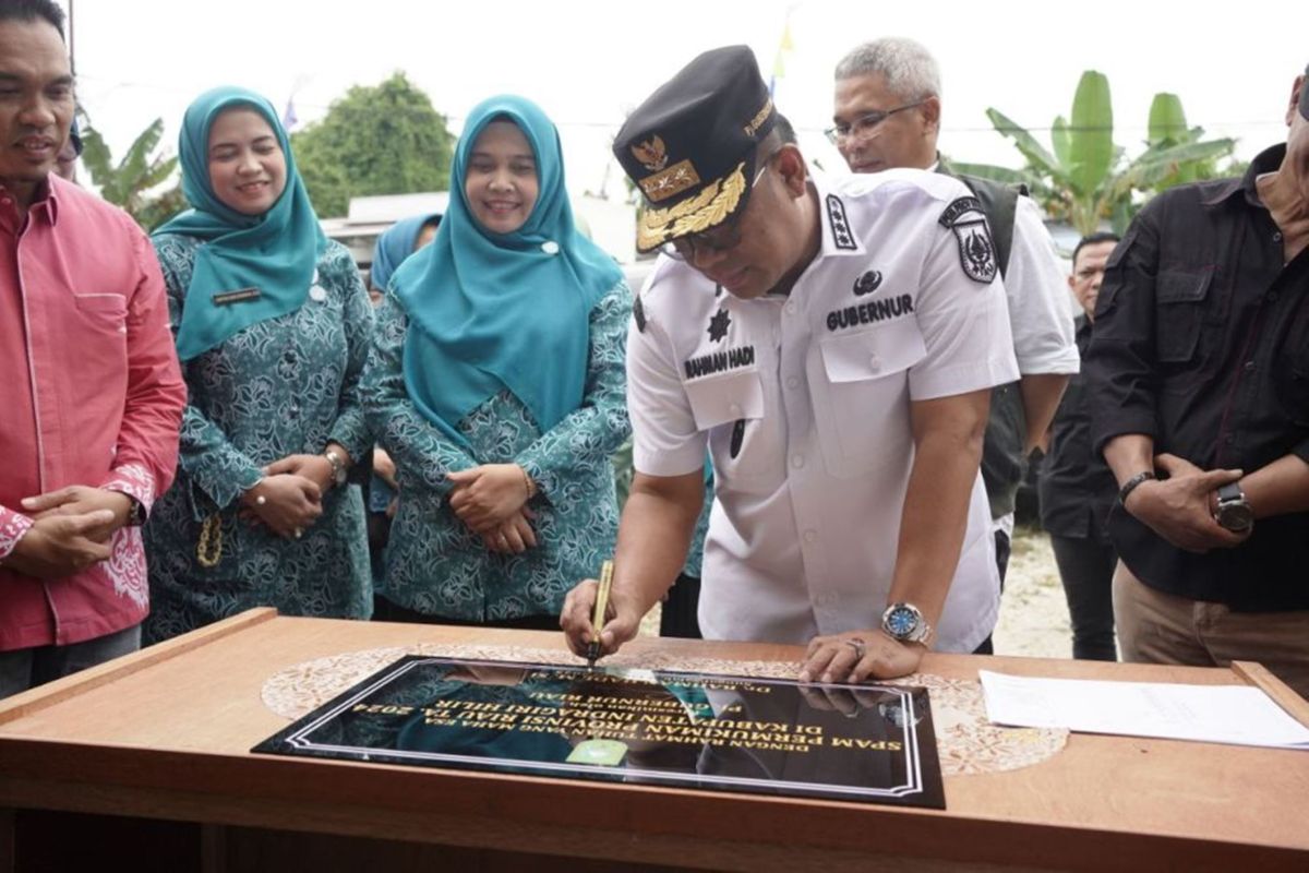 Rahman Hadi  resmikan sumber air minum di Indragiri Hilir