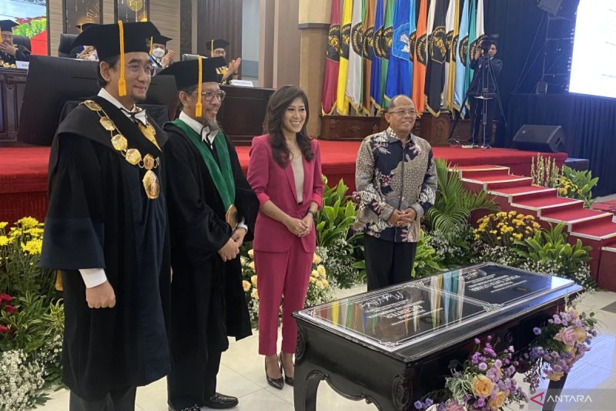 Meutya Hafid resmikan AI Center di Universitas Brawijaya