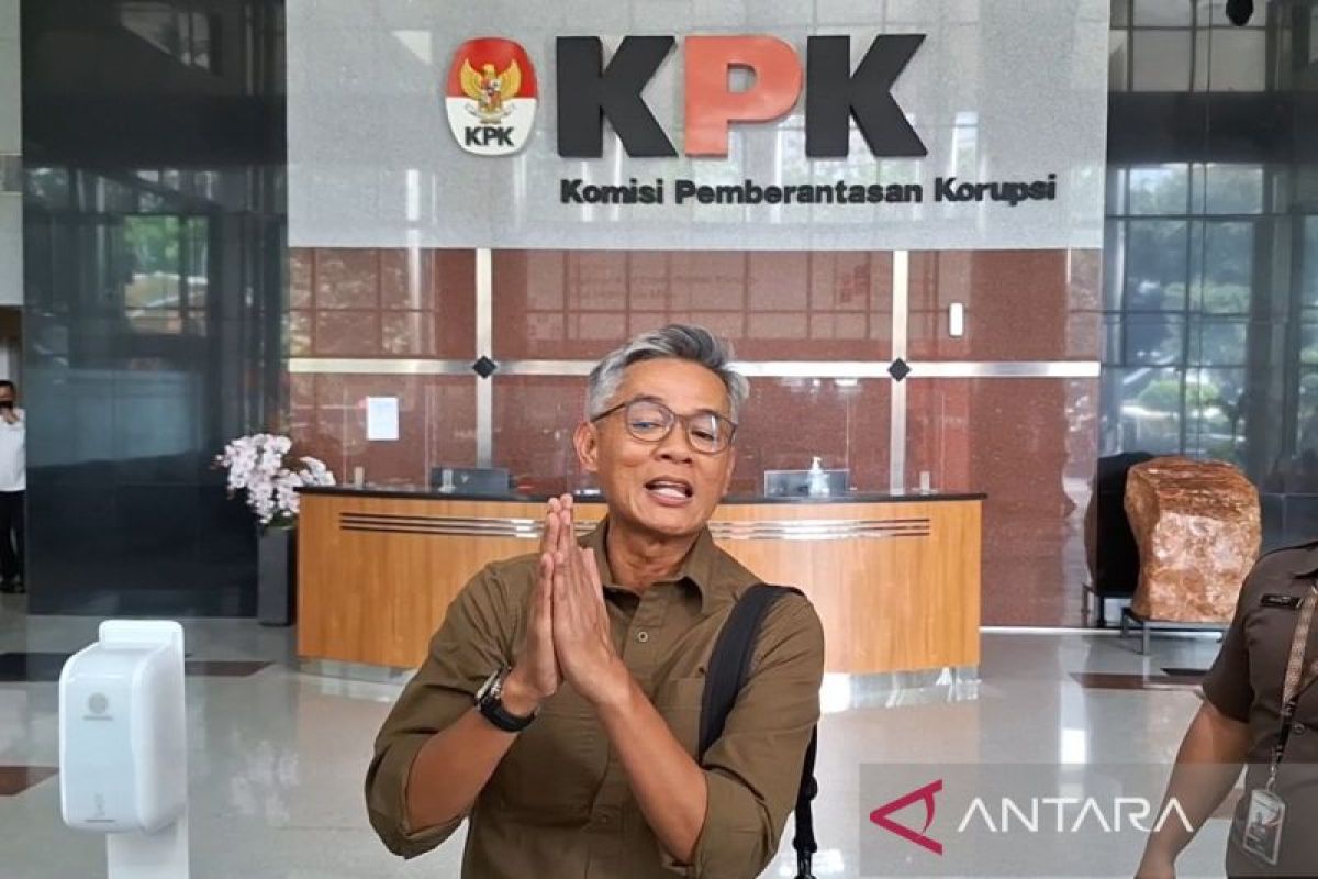 Mantan Komisioner KPU Wahyu Setiawan penuhi panggilan KPK