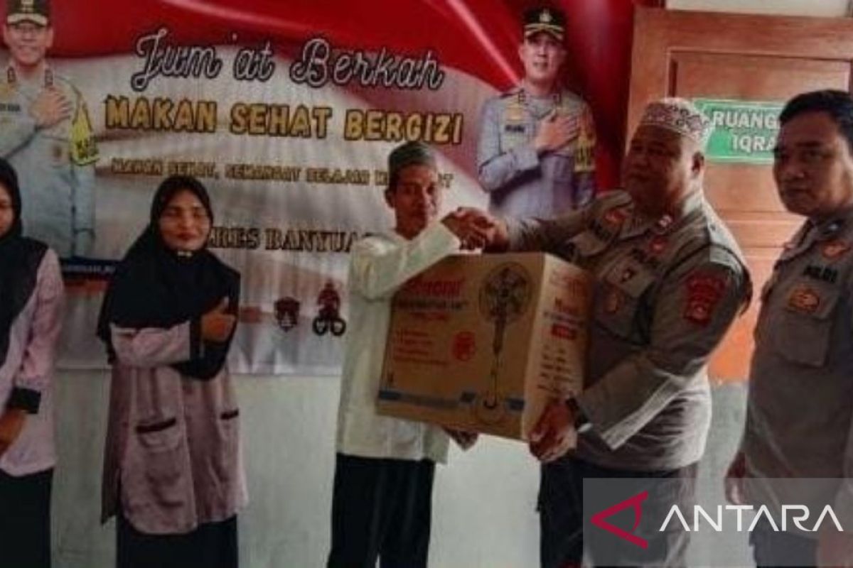 Polres Banyuasin salurkan bantuan kipas angin ke  rumah tahfiz