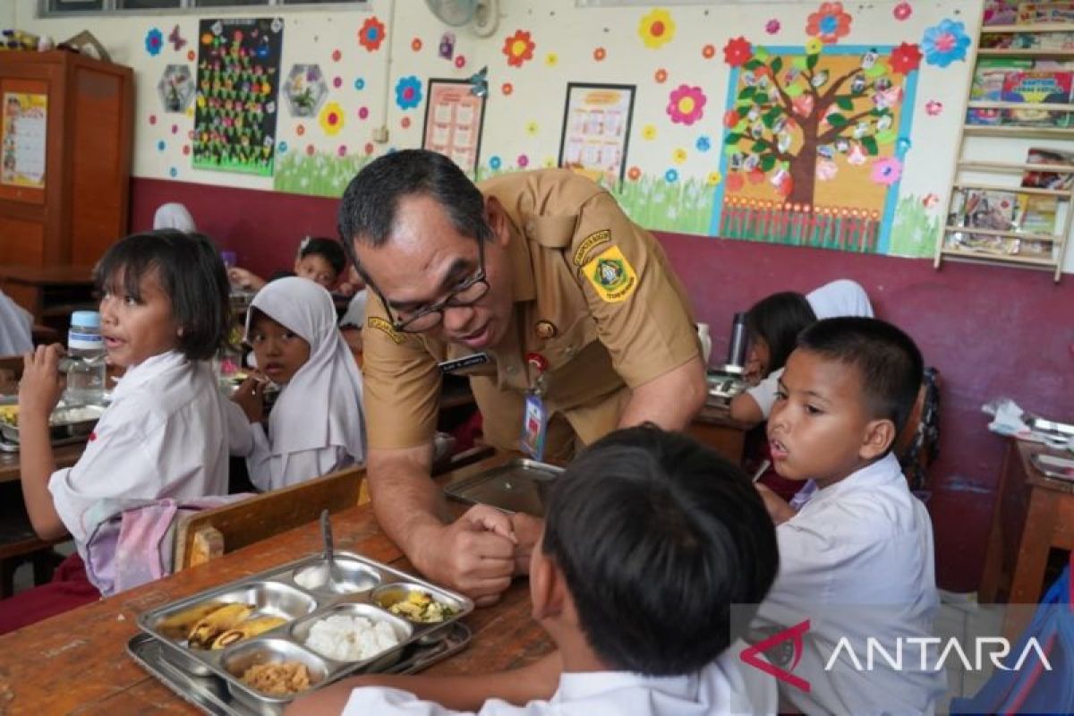 Sekda Bogor sebut program MBG momentum budayakan siswa bawa air minum sendiri