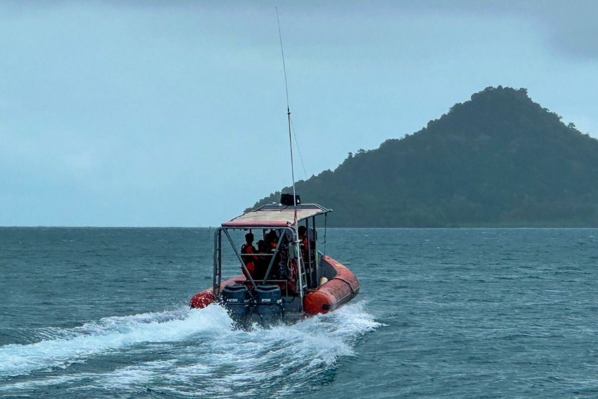 Basarnas Natuna cari warga Serasan yang hilang di perairan Pulau Merundung