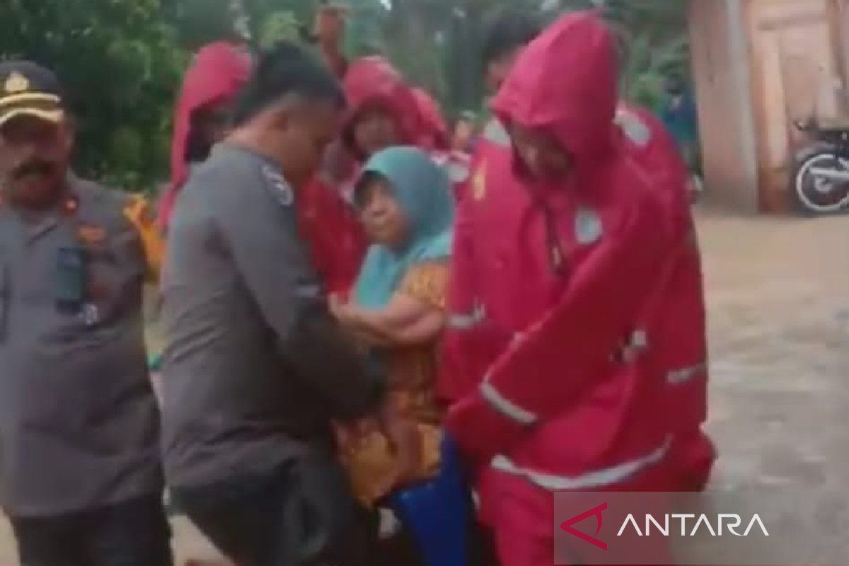 Puluhan rumah warga tergenang banjir di Palas