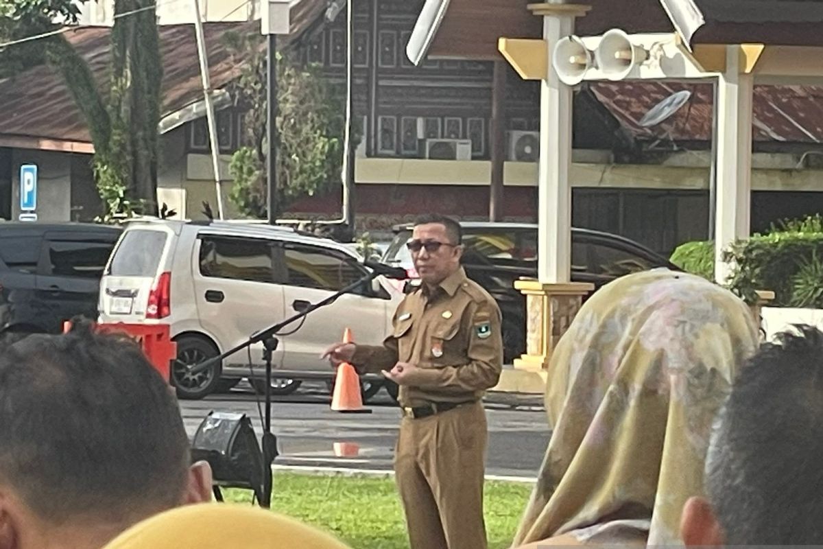 Pemkot Padang Peringati HAB ke-79, Pj Sekda : Mari Ciptakan Kerukunan Menuju Indonesia Emas