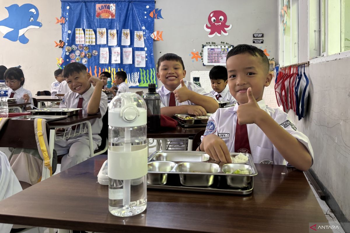 Pemkot Bandung: 6.400 siswa mendapatkan Makan Bergizi Gratis perdana