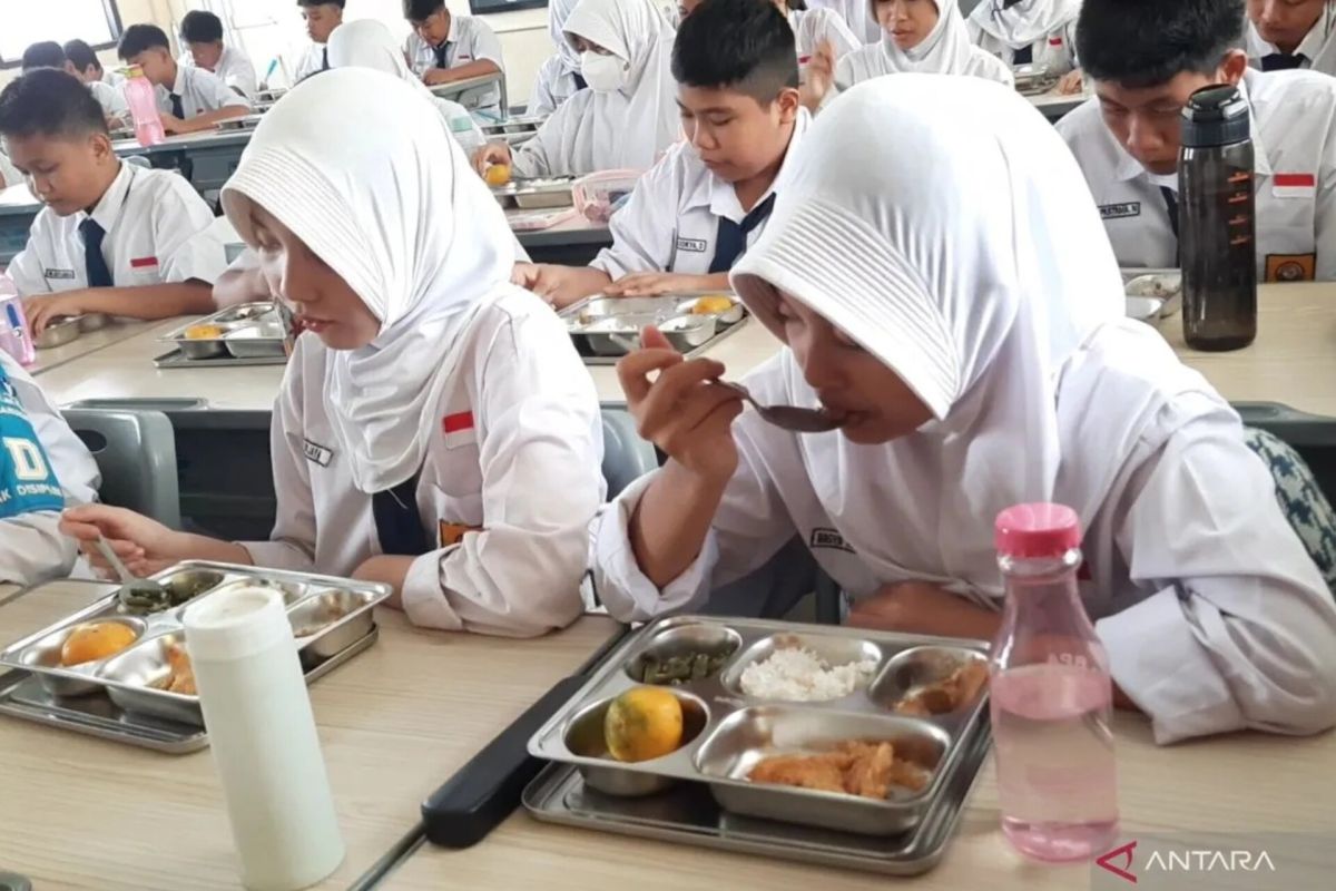 Analis: Program makan bergizi gratis harus berkesinambungan