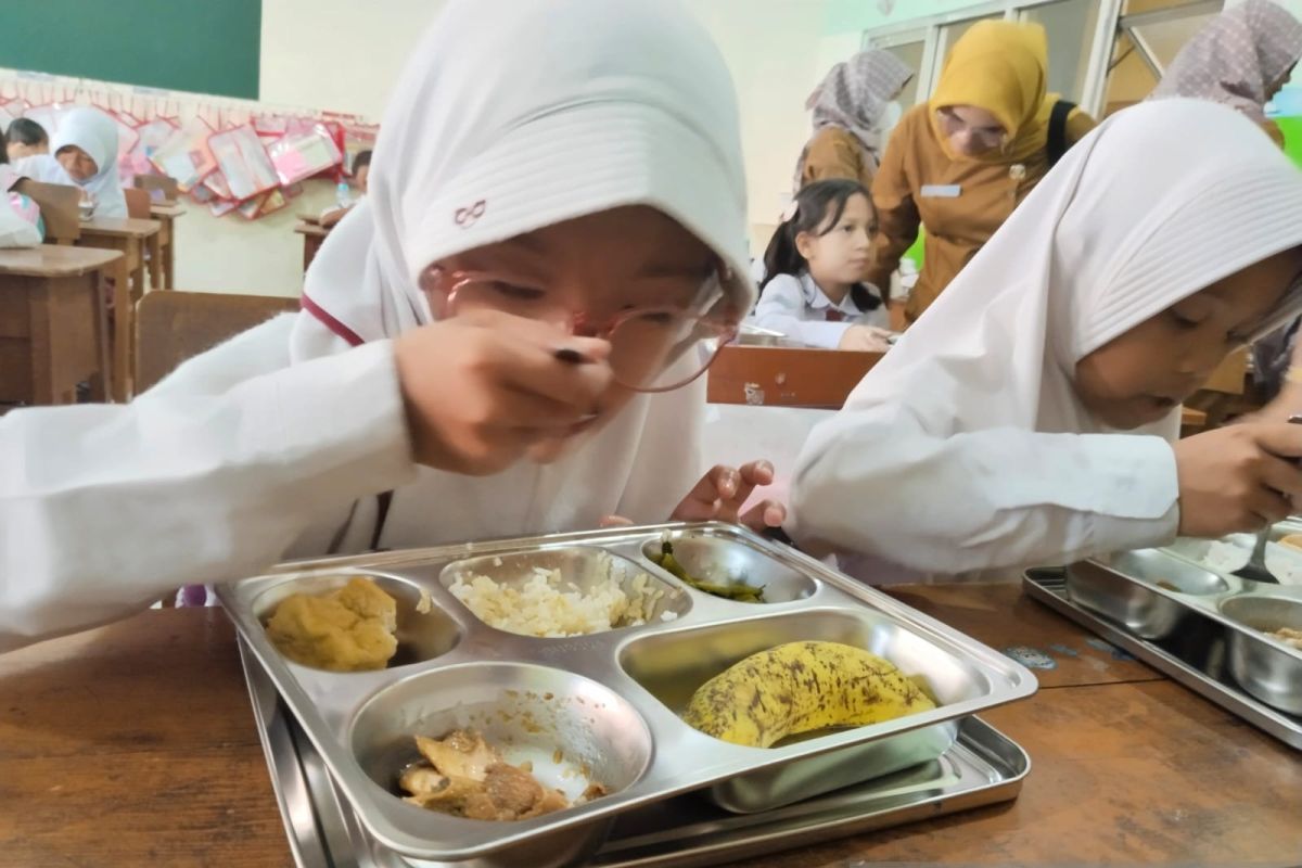 SPPG Purwakarta temukan sejumlah anak yang tak terbiasa makan nasi