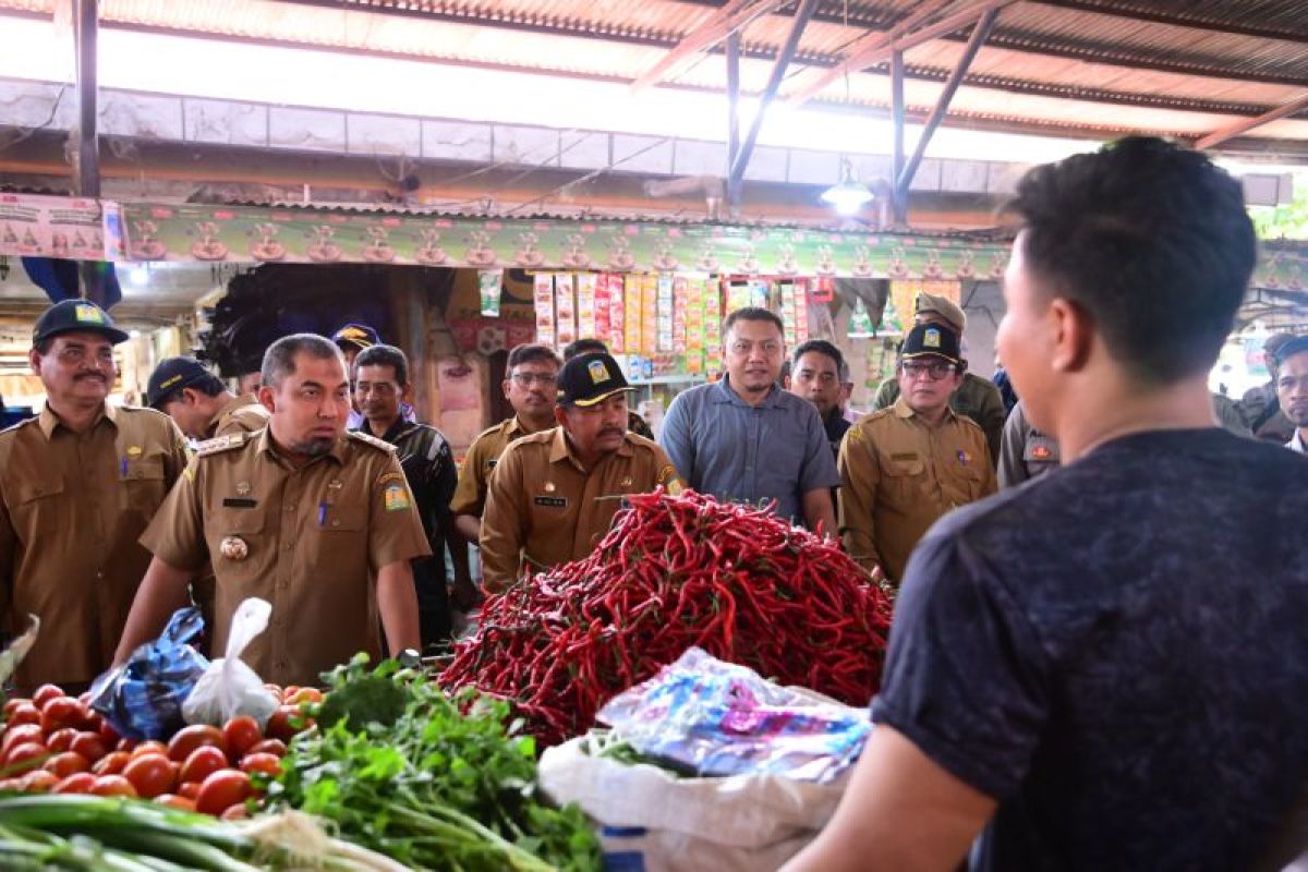 Harga pangan Jumat turun, cabai rawit merah Rp66.690 per kg