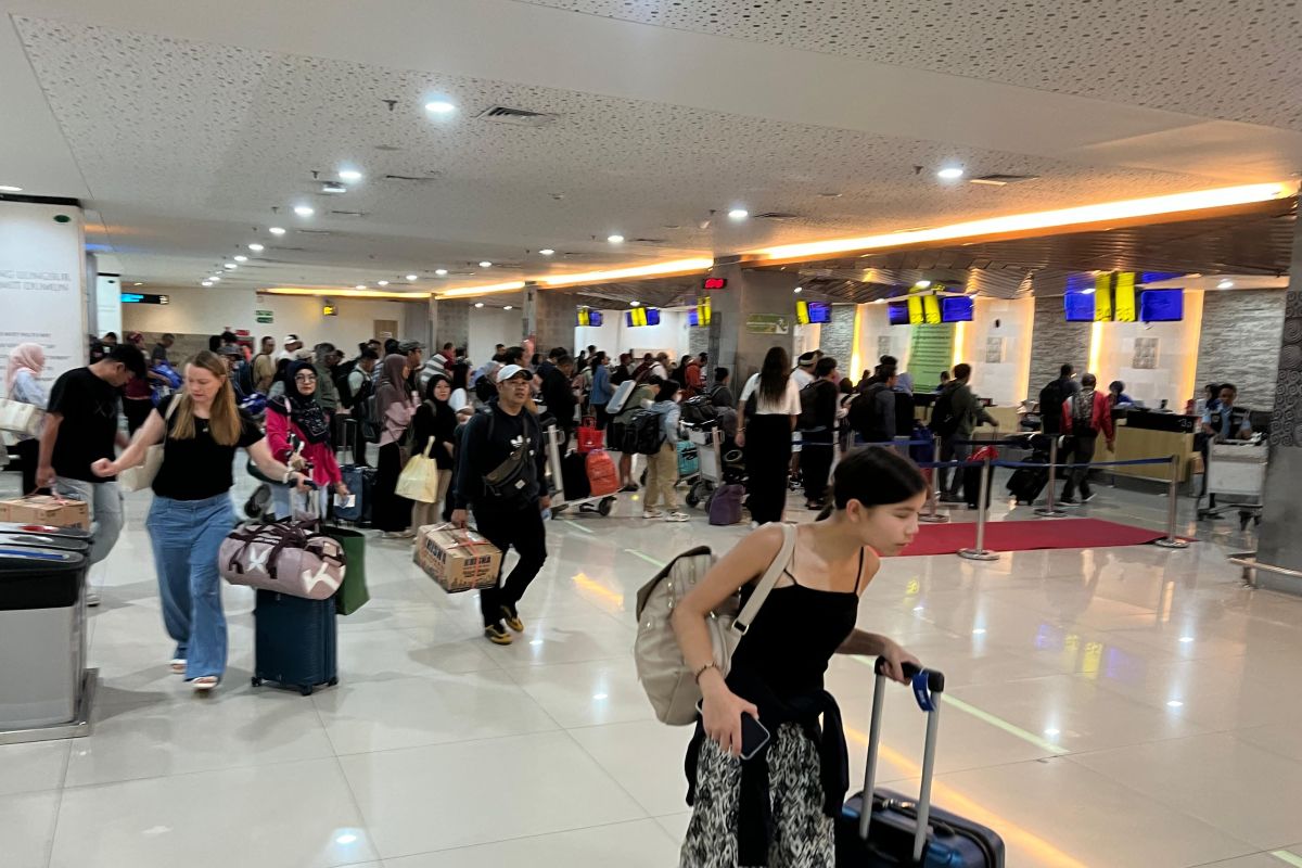 Libur akhir tahun, Bandara Ngurah Rai layani 1,3 juta penumpang