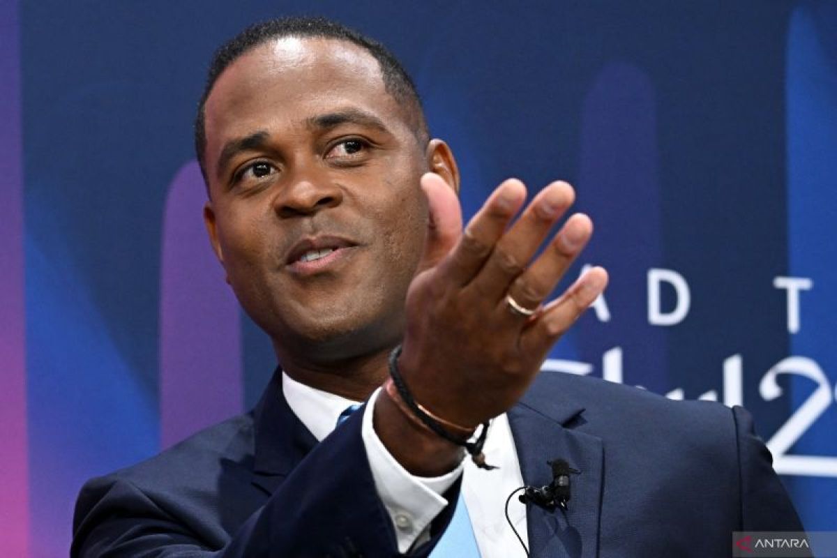 Alasan Kluivert ajak Pastoor dan Landzaat ke Indonesia