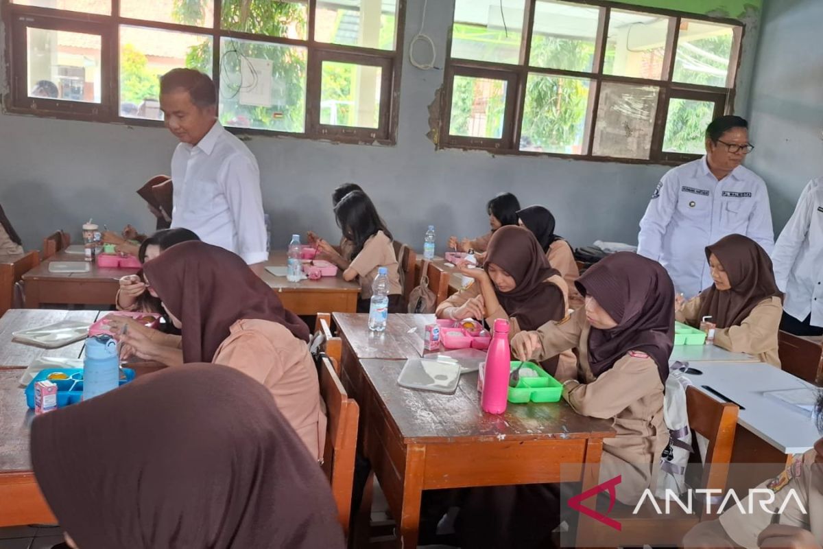 Pemprov Jabar anggarkan Rp1 triliun untuk laksanakan Program MBG selama setahun