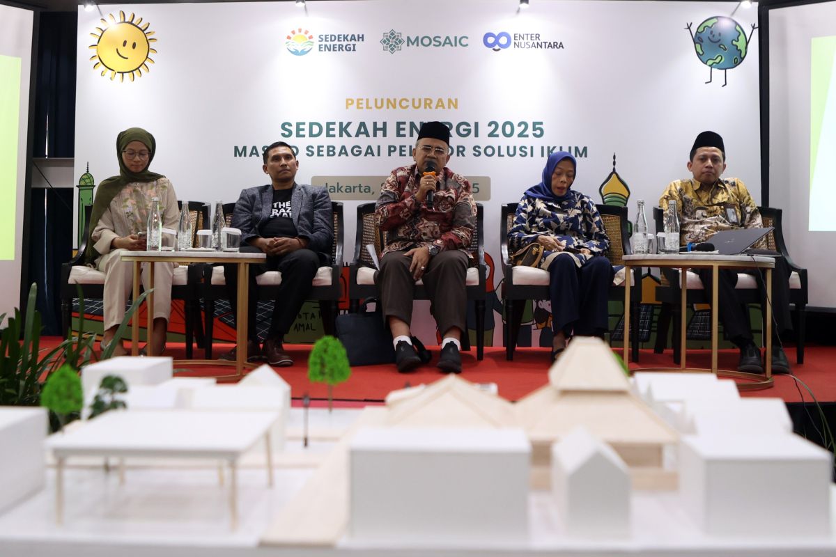 MOSAIC: Program Sedekah Energi sasar masjid di Jabar dan Sumbar