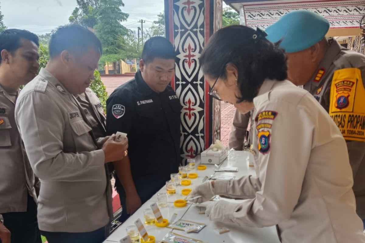 Polres Simalungun periksa urine dan HP  personel, ini hasilnya