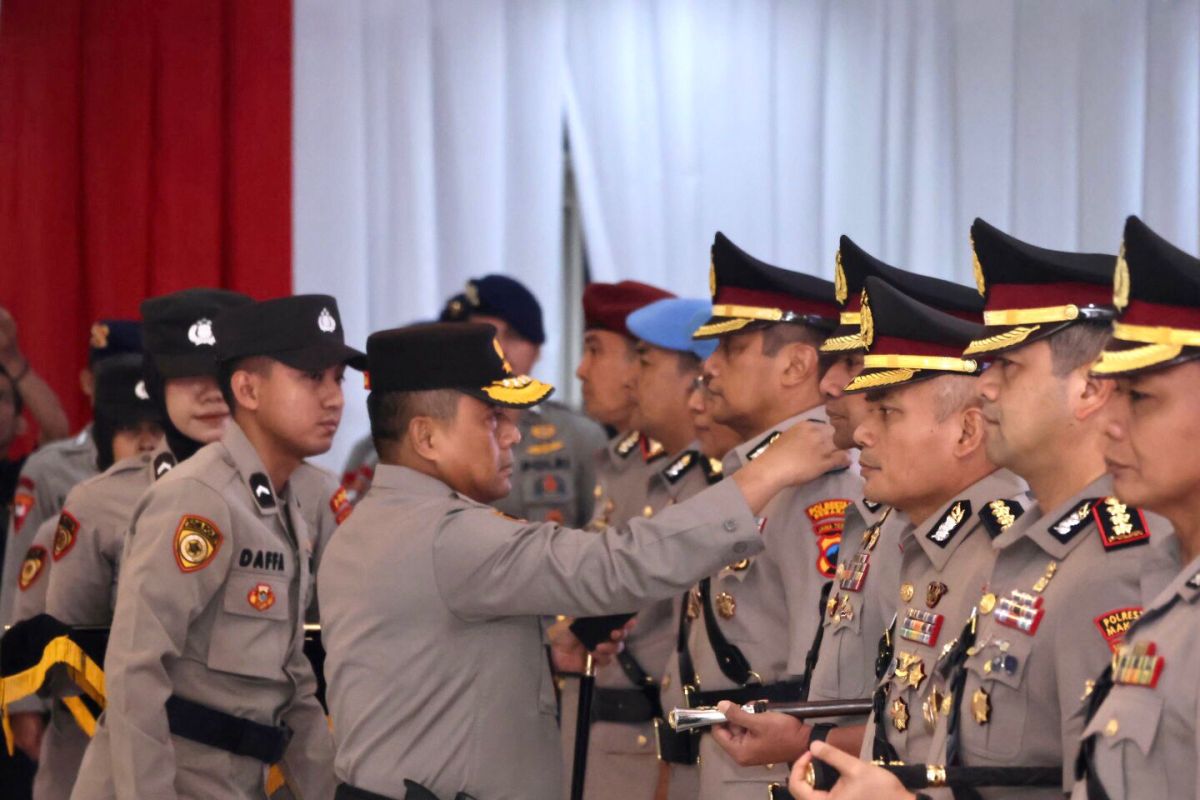 Polda Metro Jaya menggelar upacara sertijab sejumlah perwira menengah