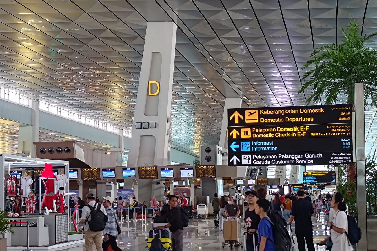 Pencapaian traffic penumpang di Bandara Soetta naik tujuh persen