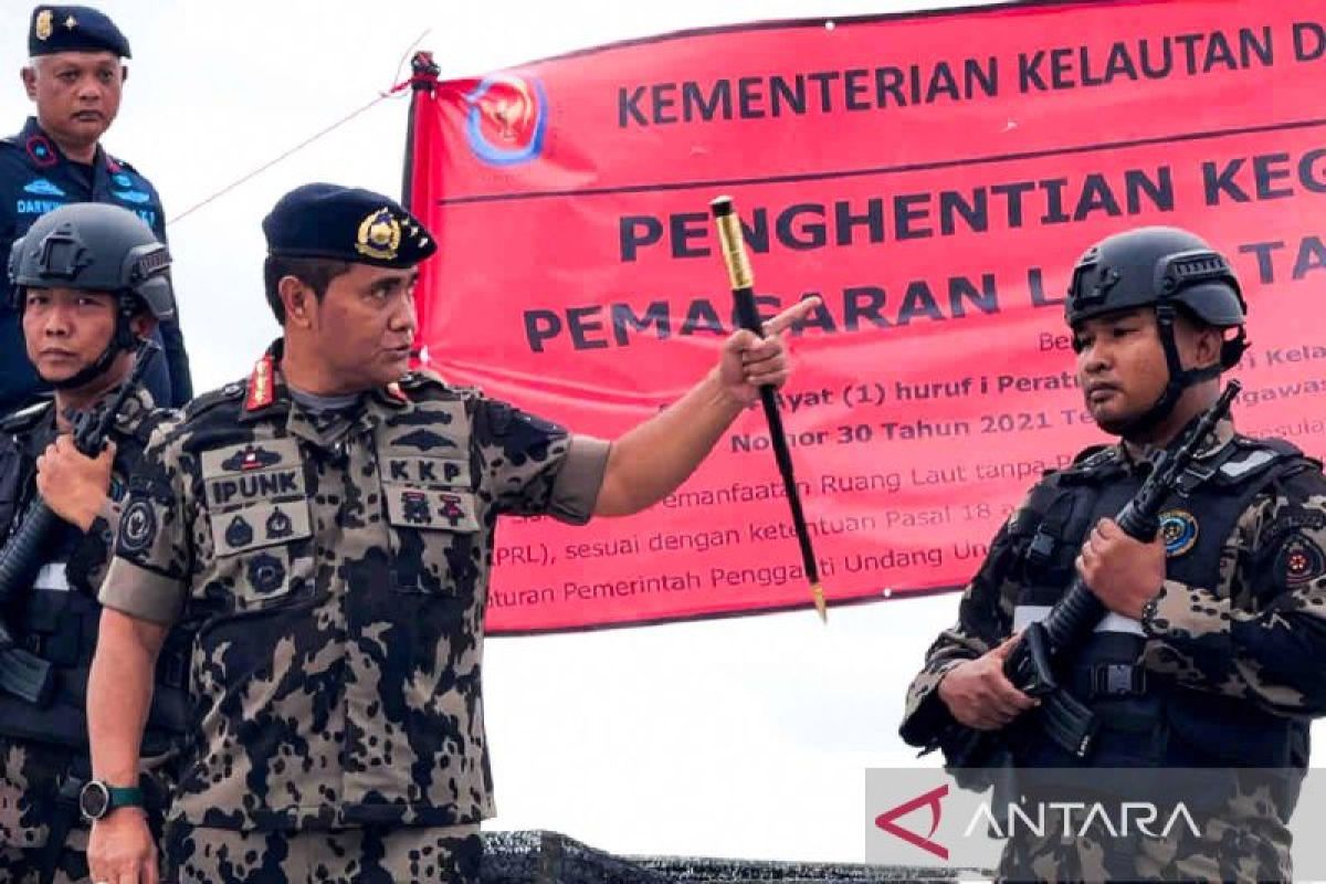 Pemagaran laut 30,16 km tanpa izin di Tangerang di segel KKP