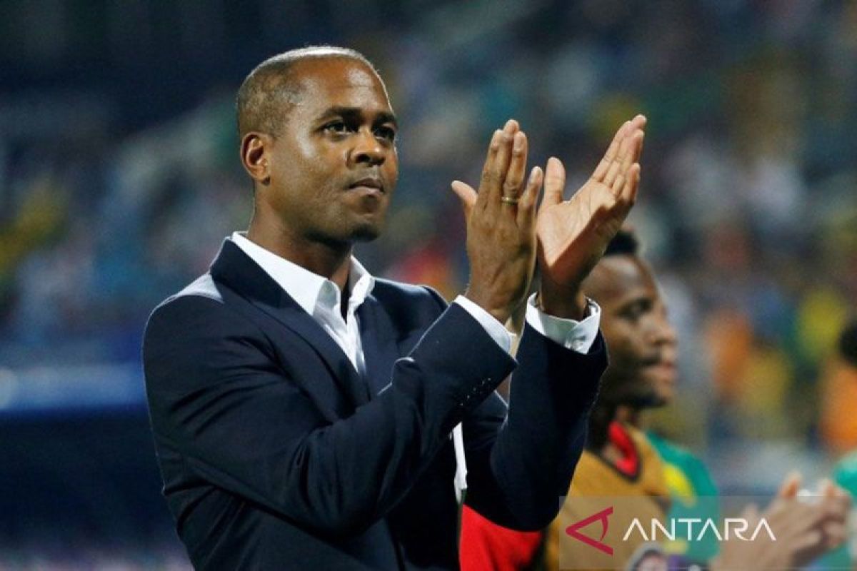 Pelatih timnas Patrick Kluivert tiba di Indonesia hari Sabtu petang