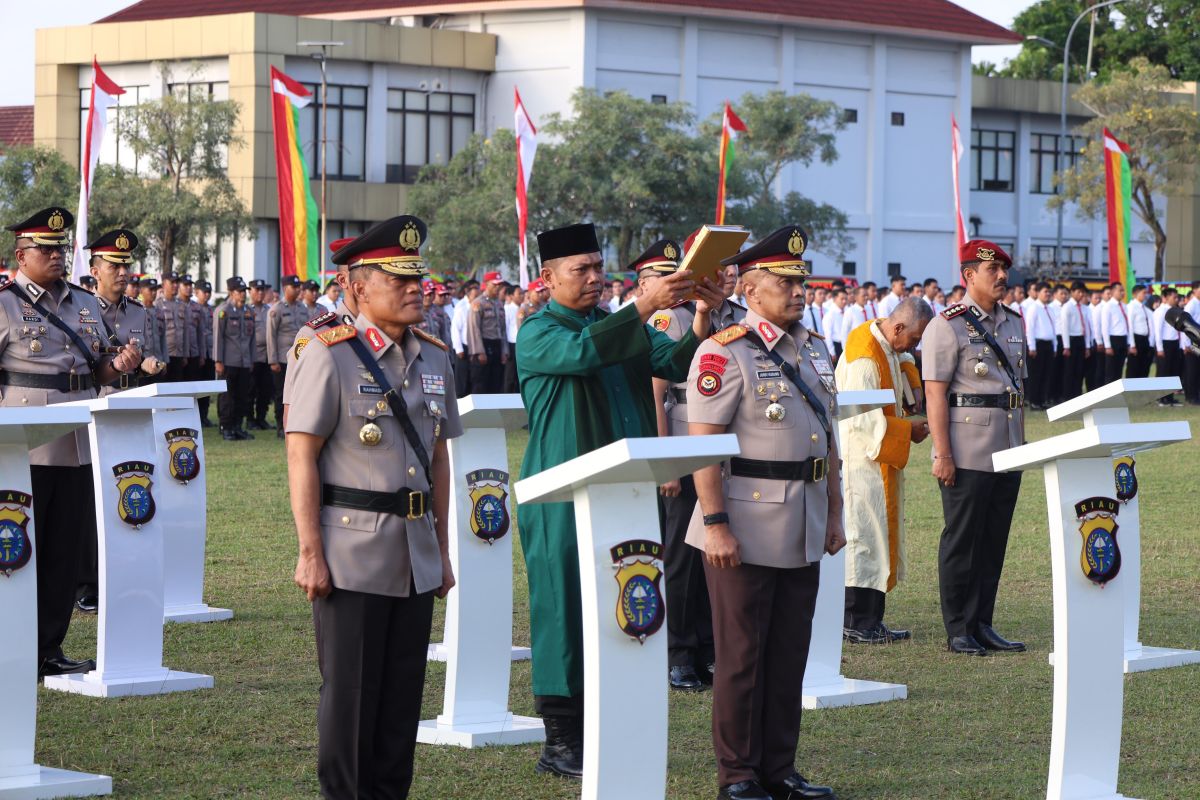 Irjen Iqbal pimpin Sertijab Wakapolda Riau dan sejumlah PJU