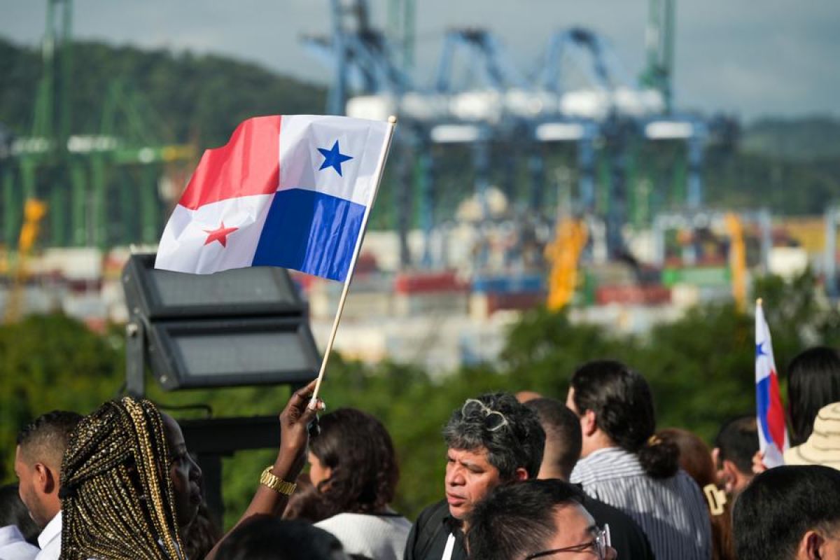 Tokoh Amerika Latin sebut kendali atas Terusan Panama tak dapat diubah