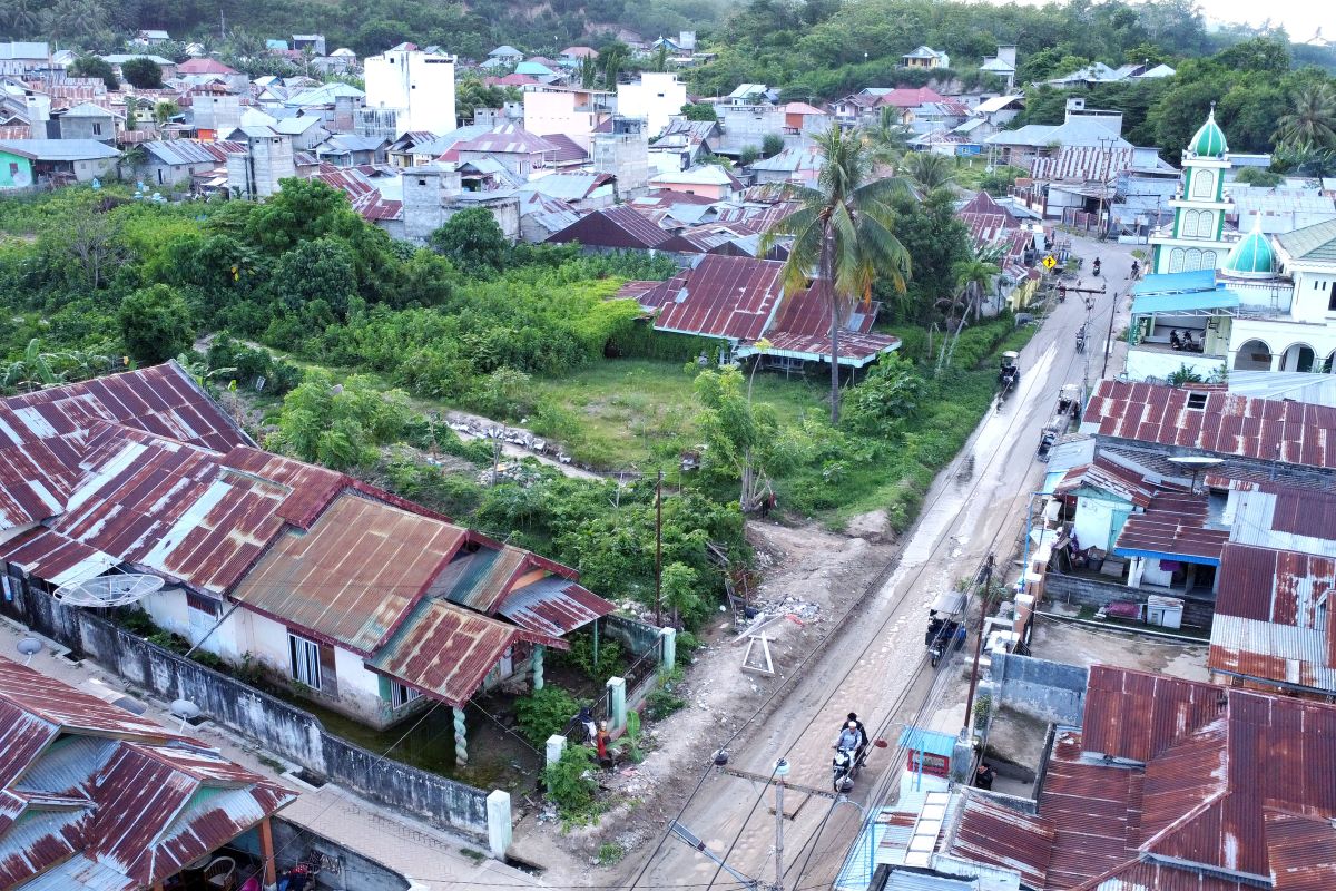 BWS pakai alat berat bersihkan sedimen bekas banjir di Bone Bolango