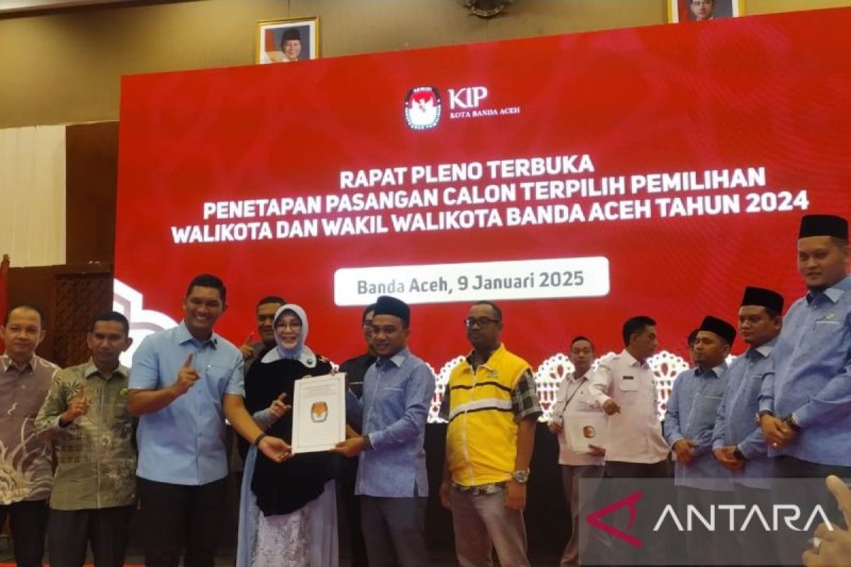 Sah, Illiza - Afdhal ditetapkan sebagai Wali Kota dan Wakil Wali Kota terpilih 2025-2030