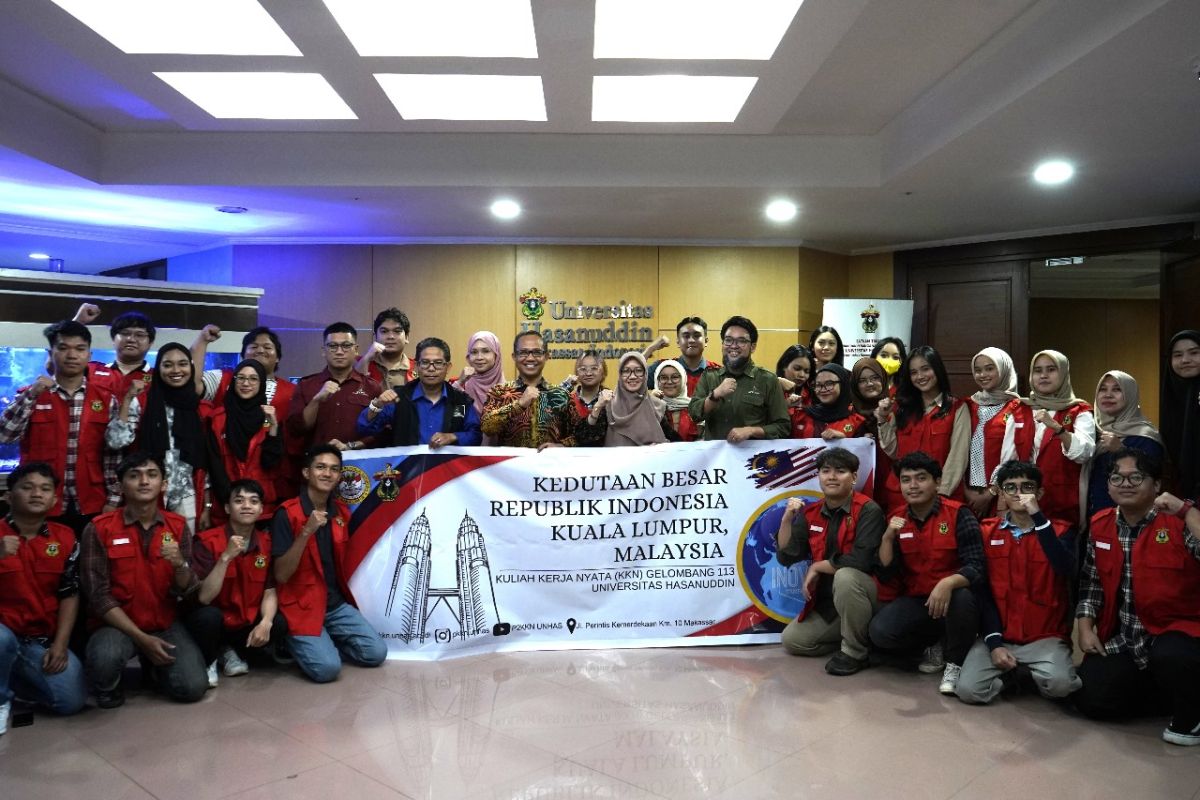 28 mahasiswa Unhas mengikuti program KKN internasional di Malaysia