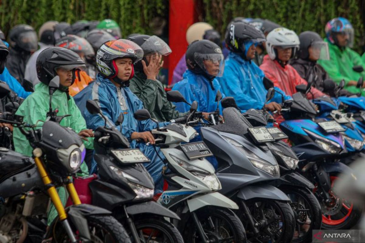 Hujan diprakirakan turun di kota besar Indonesia, termasuk Serang