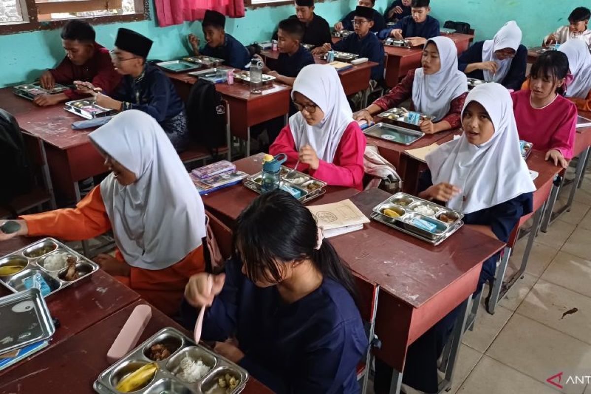 Program Makan Bergizi Gratis di Kepri sasar dua kelompok utama