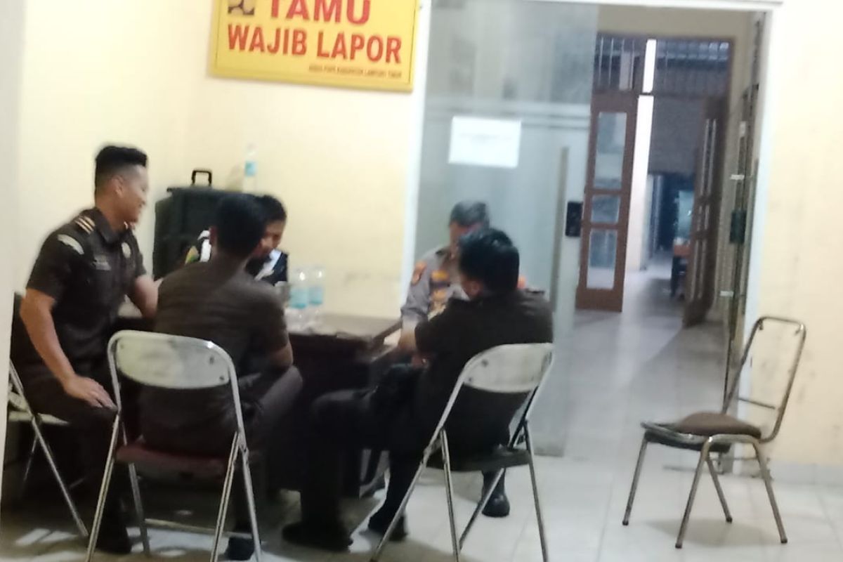 Kejati Lampung menggeledah Kantor Dinas PUPR Lampung Timur