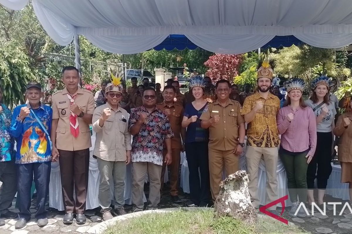 Pemkab Jayapura dan WWF Indonesia kolaborasi penanganan sampah