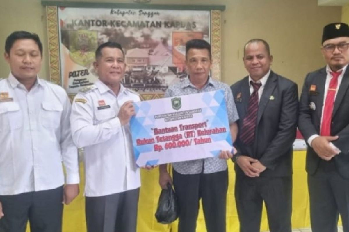 Ketua RT di 6 Kelurahan Terima Insetif Rp 600.000