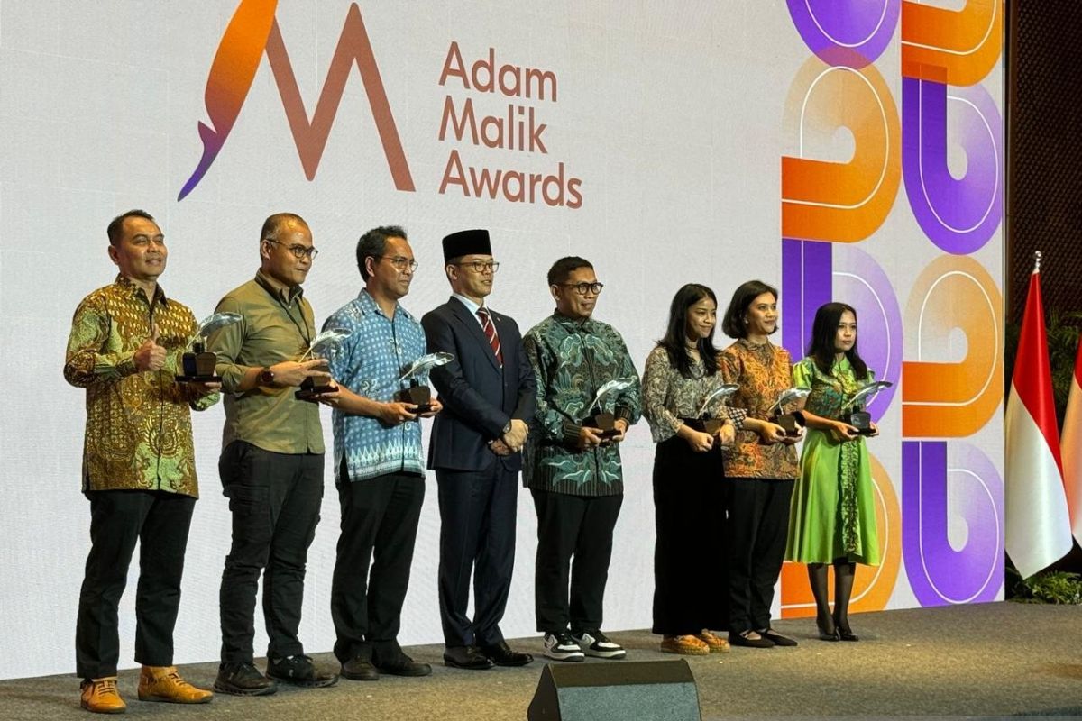 Portal berita Antaranews.com sabet Media Daring Terbaik dalam Adam Malik Award 2025