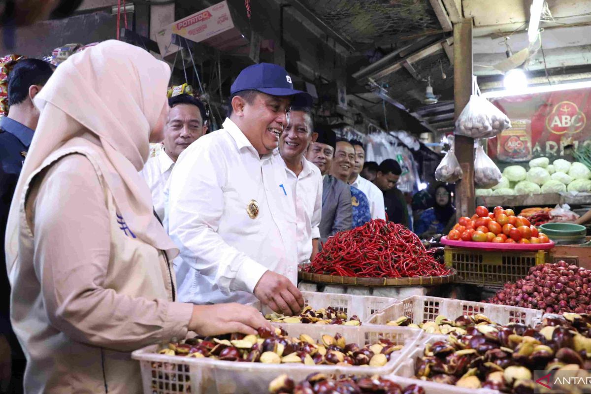 Pemkab Bekasi lakukan mitigasi potensi inflasi akibat perubahan cuaca