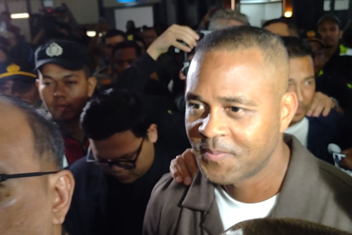 Patrick Kluivert, pelatih baru timnas tiba di Indonesia